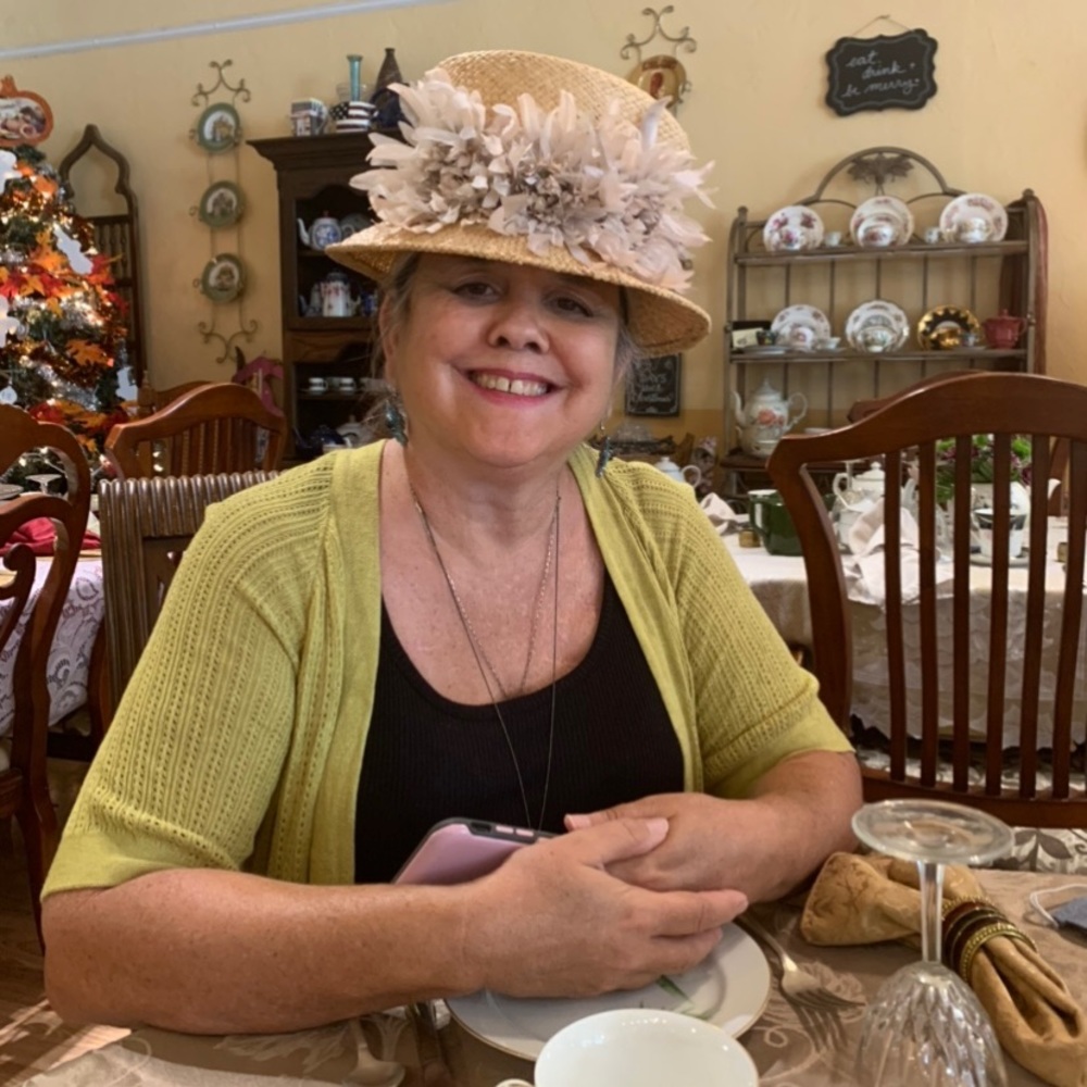 Meet your Posher, Eileen